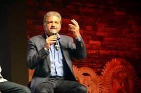 Anand Mahindra Responds to Elon Musk's Remarks on Manufacturing Heroes