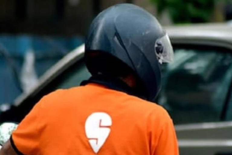 Bengaluru Customer Takes Swiggy to Court Over Undelivered Ice Cream, Wins Compensation