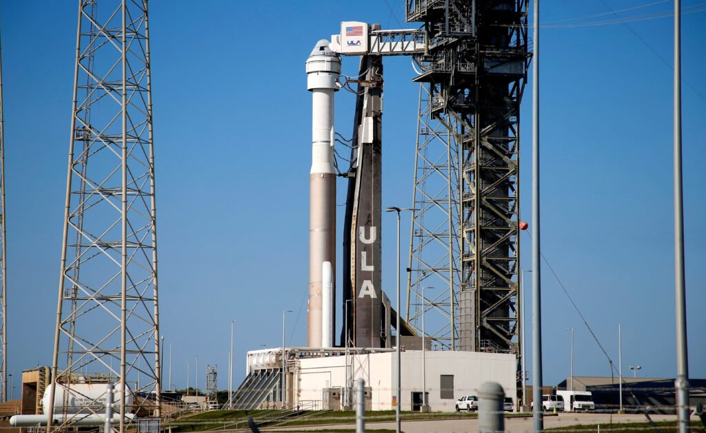 Boeing Launches Starliner Capsule's First Crewed Test Flight