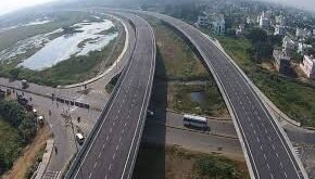 Centre Greenlights Eight Major High-Speed Road Projects Worth Over ₹50,000 Crore