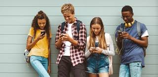 Australia Bans Social Media for Children Under 16: A Look at the Harmful Effects and Tips to Prevent Overuse