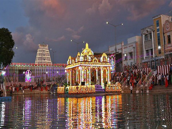Vizag Businessman Donates ₹1 Crore to TTD's Sri Venkateswara Anna Prasadam Trust