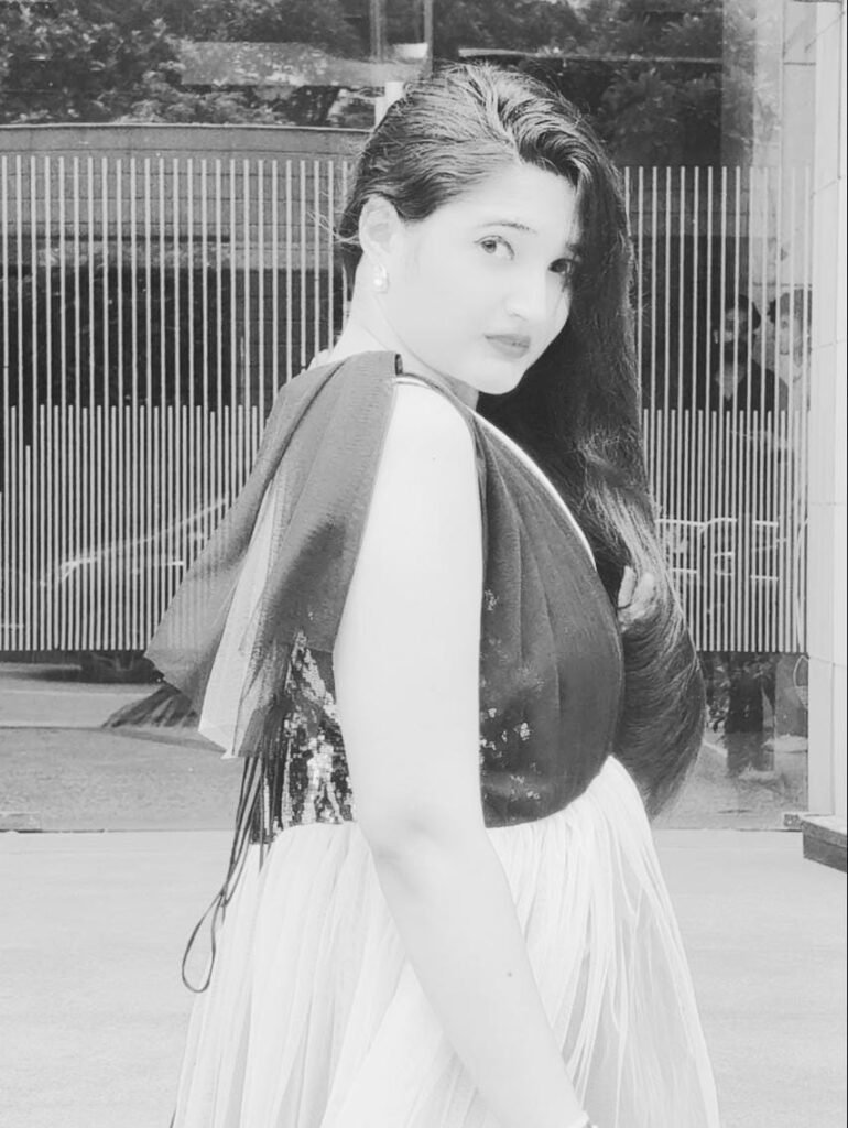 Beyond Opinions: Somya Bhatia’s Rise Through Ambition, Confidence and Perseverance
